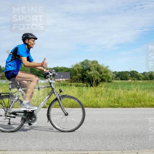 31.08.2025 - Elbe Triathlon Hamburg Michael Burmester http://msf.ph/oto/8692962 31.08.2025 10:54:04 Radfahren 1114, 1278, 1291, 1335, 1341, 1367, 1428, 1454 meine-sportfotos.de