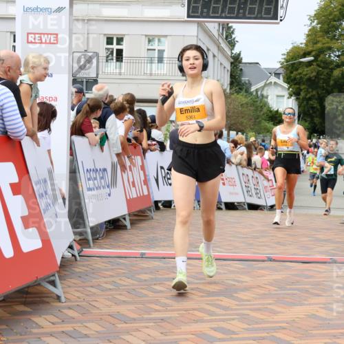 31.08.2025 - 21. Blankeneser Heldenlauf Strokosch-Dieckow http://msf.ph/oto/8692968 31.08.2025 12:37:27 Ziel 5361, 5265 meine-sportfotos.de