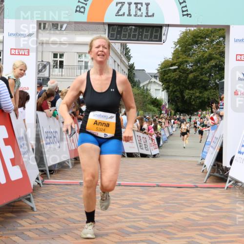 31.08.2025 - 21. Blankeneser Heldenlauf Strokosch-Dieckow http://msf.ph/oto/8692998 31.08.2025 12:37:19 Ziel 5409, 5324 meine-sportfotos.de
