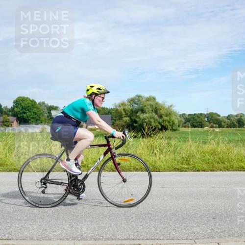 31.08.2025 - Elbe Triathlon Hamburg Michael Burmester http://msf.ph/oto/8693008 31.08.2025 10:55:33 Radfahren 1122, 1375, 1408 meine-sportfotos.de