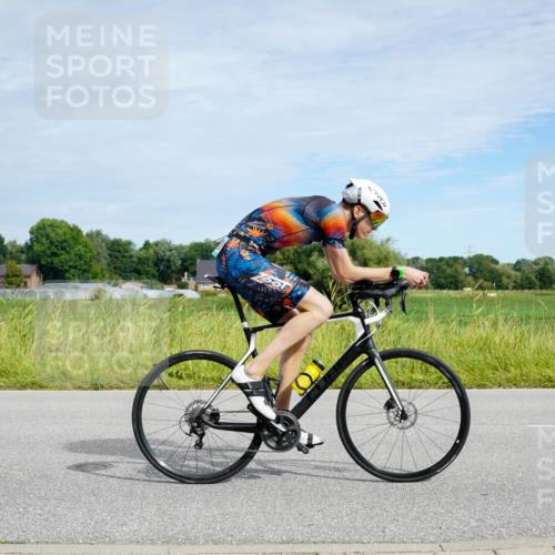 31.08.2025 - Elbe Triathlon Hamburg Michael Burmester http://msf.ph/oto/8693022 31.08.2025 10:56:09 Radfahren 1435, 1600 meine-sportfotos.de