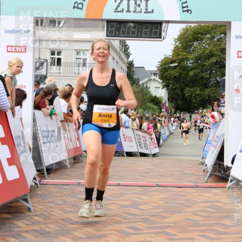 31.08.2025 - 21. Blankeneser Heldenlauf Strokosch-Dieckow http://msf.ph/oto/8693028 31.08.2025 12:37:19 Ziel 5409, 5324 meine-sportfotos.de