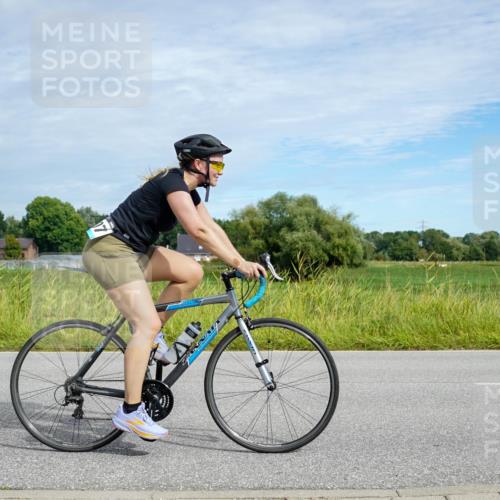 31.08.2025 - Elbe Triathlon Hamburg Michael Burmester http://msf.ph/oto/8693037 31.08.2025 10:56:41 Radfahren 772, 1166, 1250, 1301, 1407, 1430, 1474, 1475 meine-sportfotos.de