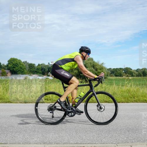31.08.2025 - Elbe Triathlon Hamburg Michael Burmester http://msf.ph/oto/8693039 31.08.2025 10:56:42 Radfahren 772, 1166, 1250, 1301, 1407, 1430, 1474 meine-sportfotos.de