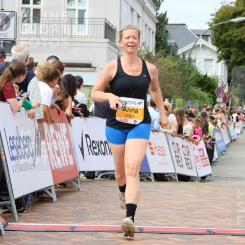 31.08.2025 - 21. Blankeneser Heldenlauf Strokosch-Dieckow http://msf.ph/oto/8693042 31.08.2025 12:37:18 Ziel 5409, 5324 meine-sportfotos.de