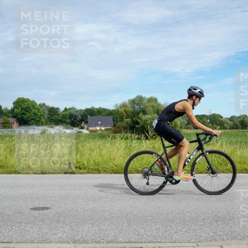 31.08.2025 - Elbe Triathlon Hamburg Michael Burmester http://msf.ph/oto/8693046 31.08.2025 10:56:51 Radfahren 1383, 1603 meine-sportfotos.de