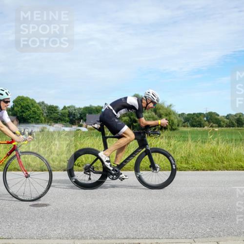 31.08.2025 - Elbe Triathlon Hamburg Michael Burmester http://msf.ph/oto/8693049 31.08.2025 10:57:00 Radfahren 1305, 1361, 1392, 1414, 1450, 1458 meine-sportfotos.de