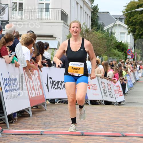 31.08.2025 - 21. Blankeneser Heldenlauf Strokosch-Dieckow http://msf.ph/oto/8693059 31.08.2025 12:37:18 Ziel 5409, 5324 meine-sportfotos.de