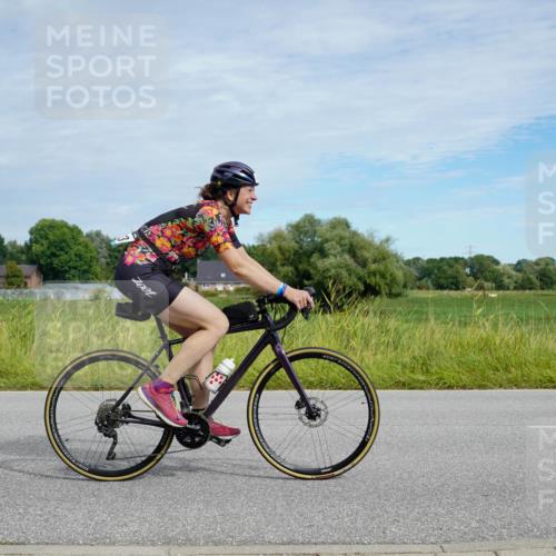 31.08.2025 - Elbe Triathlon Hamburg Michael Burmester http://msf.ph/oto/8693065 31.08.2025 10:57:28 Radfahren 1312, 1345, 1405, 1463 meine-sportfotos.de