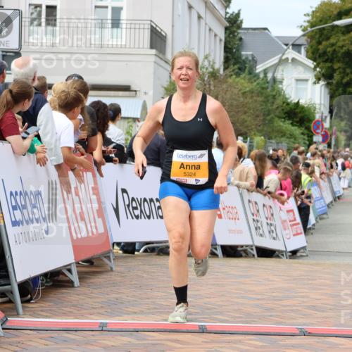 31.08.2025 - 21. Blankeneser Heldenlauf Strokosch-Dieckow http://msf.ph/oto/8693067 31.08.2025 12:37:17 Ziel 5409, 5324 meine-sportfotos.de