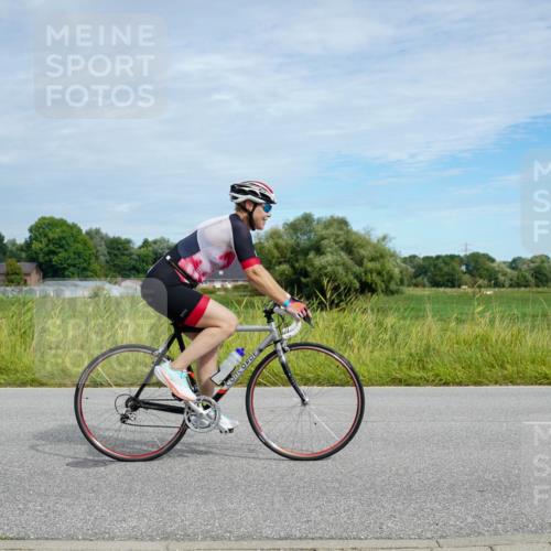31.08.2025 - Elbe Triathlon Hamburg Michael Burmester http://msf.ph/oto/8693071 31.08.2025 10:57:38 Radfahren 1161, 1377, 1399, 1502 meine-sportfotos.de
