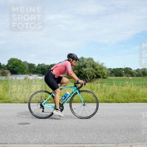 31.08.2025 - Elbe Triathlon Hamburg Michael Burmester http://msf.ph/oto/8693076 31.08.2025 10:57:48 Radfahren 1358, 1399, 1401, 1438, 1503 meine-sportfotos.de