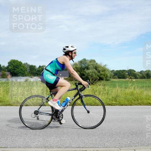 31.08.2025 - Elbe Triathlon Hamburg Michael Burmester http://msf.ph/oto/8693079 31.08.2025 10:57:55 Radfahren 1329, 1401, 1420, 1438, 1441, 1447, 1493 meine-sportfotos.de