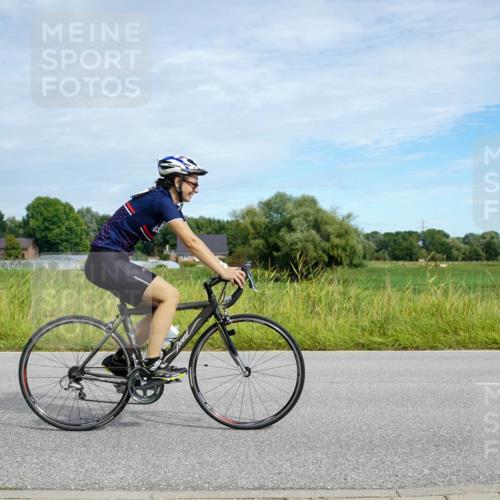 31.08.2025 - Elbe Triathlon Hamburg Michael Burmester http://msf.ph/oto/8693087 31.08.2025 10:58:03 Radfahren 1329, 1351, 1356, 1420, 1441, 1495 meine-sportfotos.de