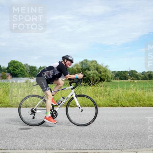 31.08.2025 - Elbe Triathlon Hamburg Michael Burmester http://msf.ph/oto/8693092 31.08.2025 10:58:10 Radfahren 1299, 1353, 1506, 1615 meine-sportfotos.de