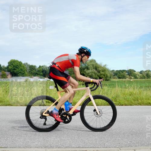 31.08.2025 - Elbe Triathlon Hamburg Michael Burmester http://msf.ph/oto/8693114 31.08.2025 10:59:17 Radfahren 1251, 1326 meine-sportfotos.de