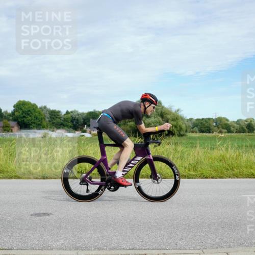 31.08.2025 - Elbe Triathlon Hamburg Michael Burmester http://msf.ph/oto/8693119 31.08.2025 10:59:43 Radfahren 1281, 1310, 1318, 1319, 1344, 1362, 1417, 1423 meine-sportfotos.de