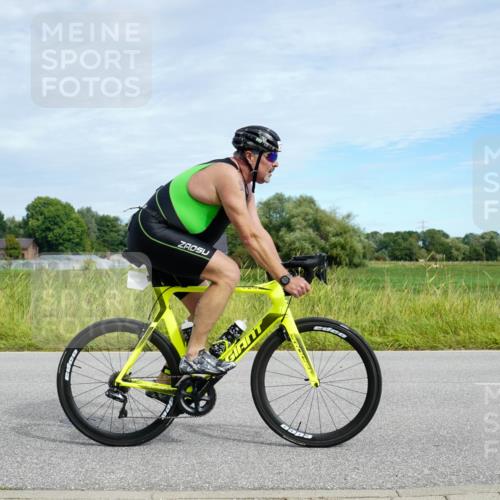 31.08.2025 - Elbe Triathlon Hamburg Michael Burmester http://msf.ph/oto/8693148 31.08.2025 11:00:38 Radfahren 1275, 1306, 1391 meine-sportfotos.de