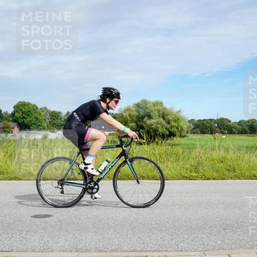 31.08.2025 - Elbe Triathlon Hamburg Michael Burmester http://msf.ph/oto/8693158 31.08.2025 11:01:09 Radfahren 1245, 1259, 1359, 1397, 1609 meine-sportfotos.de