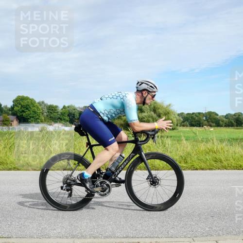 31.08.2025 - Elbe Triathlon Hamburg Michael Burmester http://msf.ph/oto/8693159 31.08.2025 11:01:11 Radfahren 1245, 1259, 1359, 1360, 1397, 1609, 1612 meine-sportfotos.de