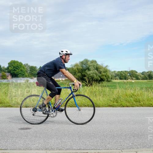 31.08.2025 - Elbe Triathlon Hamburg Michael Burmester http://msf.ph/oto/8693165 31.08.2025 11:01:21 Radfahren 1307 meine-sportfotos.de
