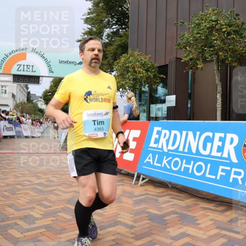 31.08.2025 - 21. Blankeneser Heldenlauf Strokosch-Dieckow http://msf.ph/oto/8693174 31.08.2025 12:37:07 Ziel 4153, 4365 meine-sportfotos.de