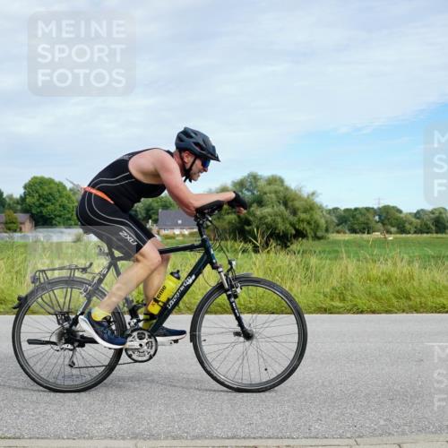 31.08.2025 - Elbe Triathlon Hamburg Michael Burmester http://msf.ph/oto/8693175 31.08.2025 11:01:46 Radfahren 1248, 1317, 1455 meine-sportfotos.de