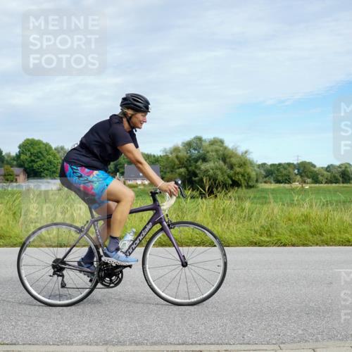 31.08.2025 - Elbe Triathlon Hamburg Michael Burmester http://msf.ph/oto/8693181 31.08.2025 11:01:49 Radfahren 1248, 1317, 1455 meine-sportfotos.de