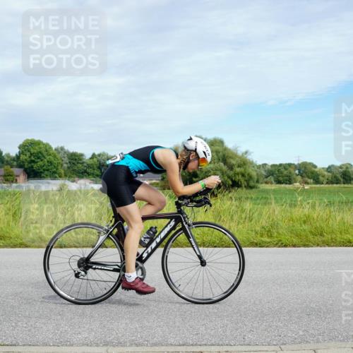 31.08.2025 - Elbe Triathlon Hamburg Michael Burmester http://msf.ph/oto/8693188 31.08.2025 11:02:03 Radfahren 1453, 1534, 1576, 1610 meine-sportfotos.de
