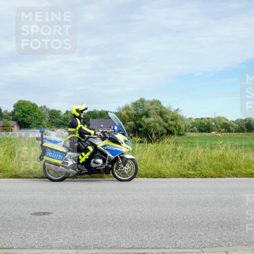 31.08.2025 - Elbe Triathlon Hamburg Michael Burmester http://msf.ph/oto/8693206 31.08.2025 11:02:57 Radfahren 1499, 1597 meine-sportfotos.de