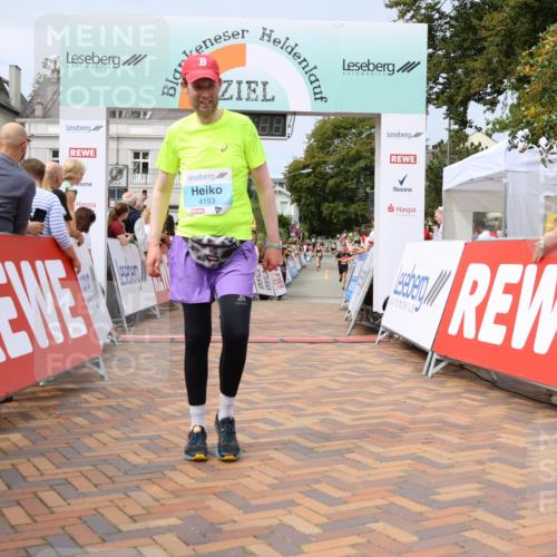 31.08.2025 - 21. Blankeneser Heldenlauf Strokosch-Dieckow http://msf.ph/oto/8693209 31.08.2025 12:37:04 Ziel 5267, 5501, 4153, 4365 meine-sportfotos.de