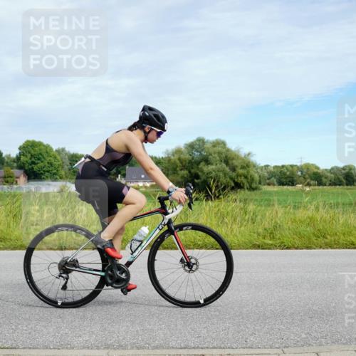 31.08.2025 - Elbe Triathlon Hamburg Michael Burmester http://msf.ph/oto/8693210 31.08.2025 11:03:08 Radfahren 1263, 1270, 1334, 1613 meine-sportfotos.de
