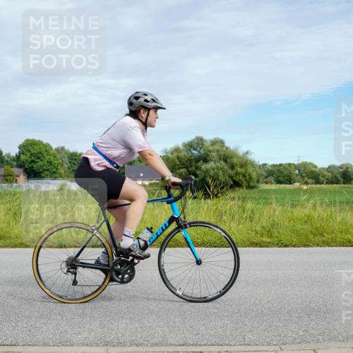 31.08.2025 - Elbe Triathlon Hamburg Michael Burmester http://msf.ph/oto/8693214 31.08.2025 11:03:16 Radfahren 1519, 1564 meine-sportfotos.de