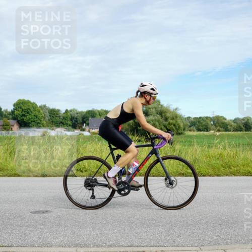 31.08.2025 - Elbe Triathlon Hamburg Michael Burmester http://msf.ph/oto/8693215 31.08.2025 11:03:20 Radfahren 1519, 1564 meine-sportfotos.de