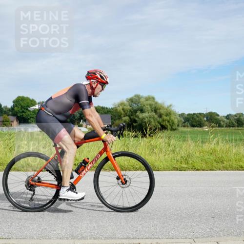 31.08.2025 - Elbe Triathlon Hamburg Michael Burmester http://msf.ph/oto/8693230 31.08.2025 11:03:56 Radfahren 1311, 1320, 1536 meine-sportfotos.de