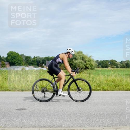 31.08.2025 - Elbe Triathlon Hamburg Michael Burmester http://msf.ph/oto/8693235 31.08.2025 11:04:08 Radfahren 782, 1267, 1316, 1571 meine-sportfotos.de