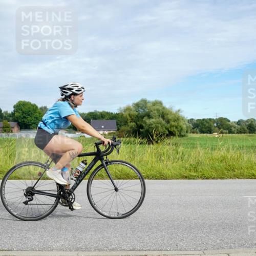 31.08.2025 - Elbe Triathlon Hamburg Michael Burmester http://msf.ph/oto/8693237 31.08.2025 11:04:13 Radfahren 782, 1302, 1316, 1339, 1553 meine-sportfotos.de