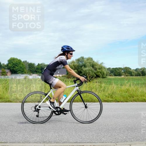 31.08.2025 - Elbe Triathlon Hamburg Michael Burmester http://msf.ph/oto/8693248 31.08.2025 11:04:42 Radfahren 1336, 1510, 1521, 1545, 1546, 1552 meine-sportfotos.de