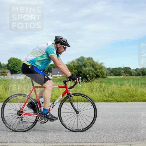 31.08.2025 - Elbe Triathlon Hamburg Michael Burmester http://msf.ph/oto/8693260 31.08.2025 11:05:04 Radfahren 1300, 1308 meine-sportfotos.de