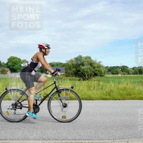 31.08.2025 - Elbe Triathlon Hamburg Michael Burmester http://msf.ph/oto/8693272 31.08.2025 11:05:34 Radfahren 1508 meine-sportfotos.de