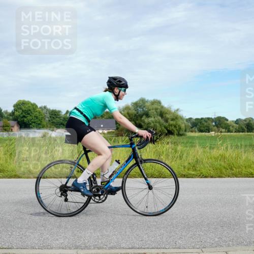 31.08.2025 - Elbe Triathlon Hamburg Michael Burmester http://msf.ph/oto/8693275 31.08.2025 11:05:48 Radfahren 1465, 1562 meine-sportfotos.de