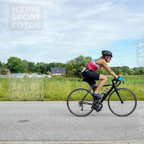 31.08.2025 - Elbe Triathlon Hamburg Michael Burmester http://msf.ph/oto/8693284 31.08.2025 11:06:21 Radfahren 1364, 1376, 1479, 1559 meine-sportfotos.de