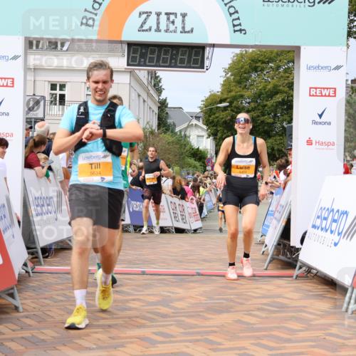 31.08.2025 - 21. Blankeneser Heldenlauf Strokosch-Dieckow http://msf.ph/oto/8693303 31.08.2025 12:36:52 Ziel 5230, 5045, 5267, 5201, 5634, 5304, 4245 meine-sportfotos.de