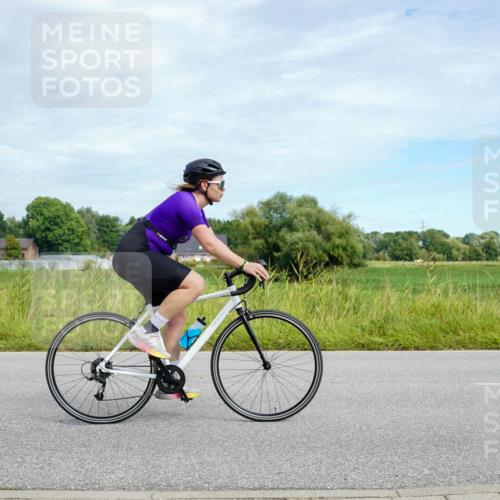 31.08.2025 - Elbe Triathlon Hamburg Michael Burmester http://msf.ph/oto/8693306 31.08.2025 11:07:09 Radfahren 952, 1340, 1477, 1556, 1618 meine-sportfotos.de