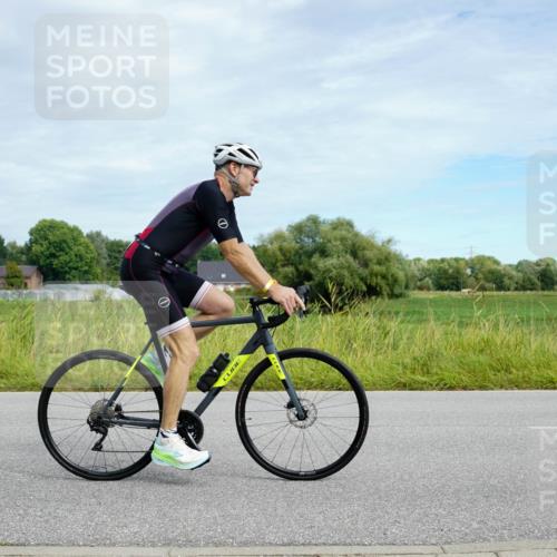 31.08.2025 - Elbe Triathlon Hamburg Michael Burmester http://msf.ph/oto/8693311 31.08.2025 11:07:34 Radfahren 1294, 1524, 1554 meine-sportfotos.de