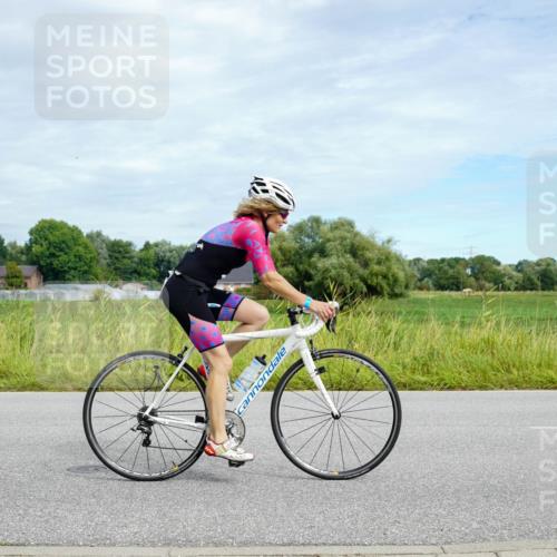 31.08.2025 - Elbe Triathlon Hamburg Michael Burmester http://msf.ph/oto/8693328 31.08.2025 11:08:20 Radfahren 1271, 1413, 1434, 1469, 1492 meine-sportfotos.de