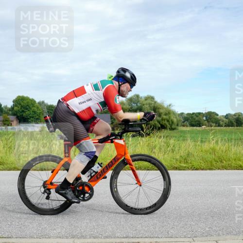 31.08.2025 - Elbe Triathlon Hamburg Michael Burmester http://msf.ph/oto/8693329 31.08.2025 11:08:22 Radfahren 1271, 1413, 1434, 1469 meine-sportfotos.de