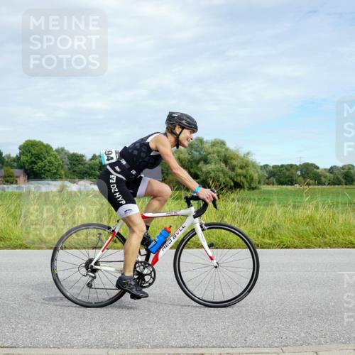 31.08.2025 - Elbe Triathlon Hamburg Michael Burmester http://msf.ph/oto/8693345 31.08.2025 11:09:19 Radfahren 1381, 1494, 1600 meine-sportfotos.de
