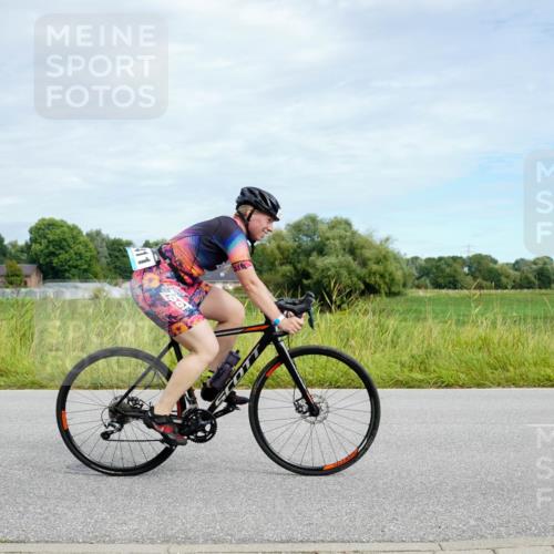 31.08.2025 - Elbe Triathlon Hamburg Michael Burmester http://msf.ph/oto/8693366 31.08.2025 11:10:20 Radfahren 1411, 1416, 1422, 1437, 1601 meine-sportfotos.de