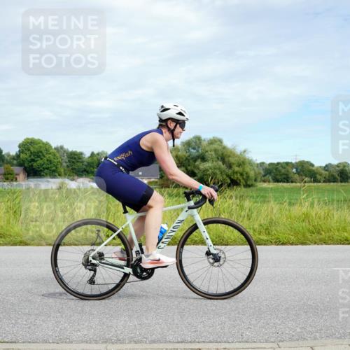 31.08.2025 - Elbe Triathlon Hamburg Michael Burmester http://msf.ph/oto/8693372 31.08.2025 11:10:25 Radfahren 1416, 1422, 1425, 1429, 1484, 1601 meine-sportfotos.de